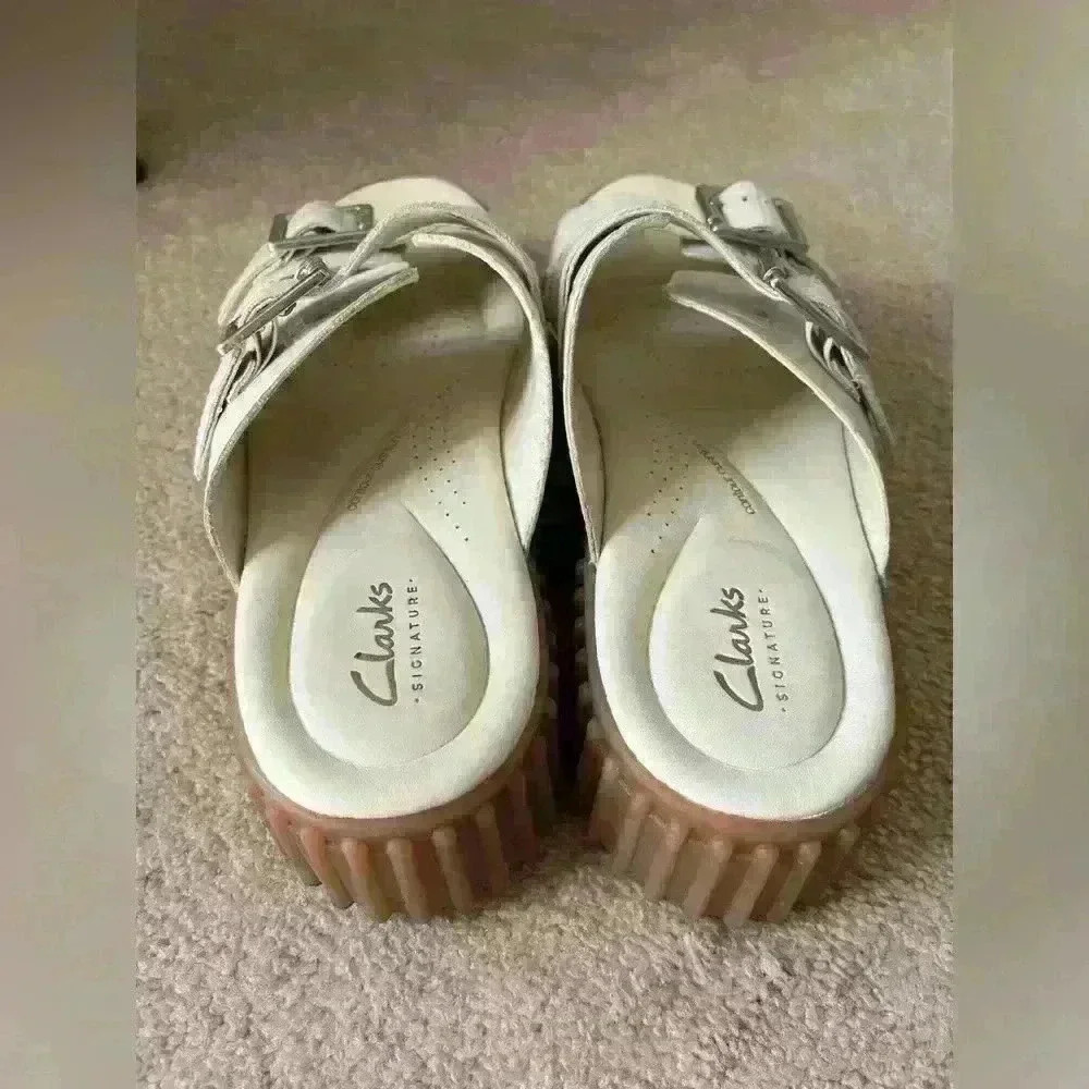 CLARKS TORHILL SLIDE  SANDAL CREAM SIZE 8 - Picture 12 of 15